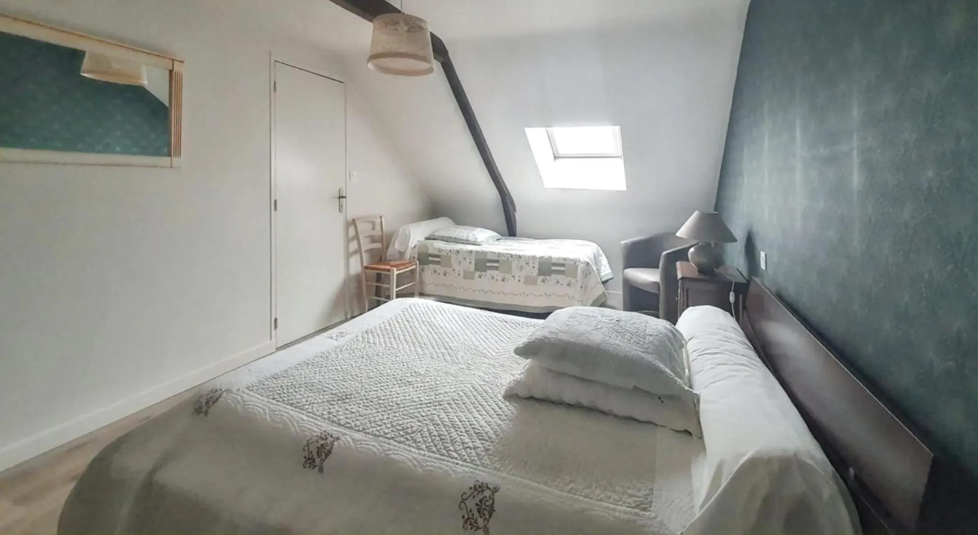 Hébergement de vacances Maison De Charme A Le Mene Avec Jardin Collinée France